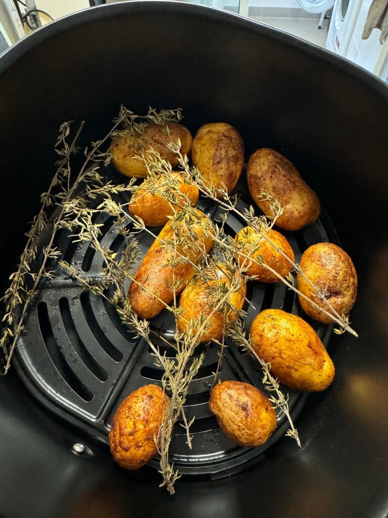 potatoes 8594892 1280